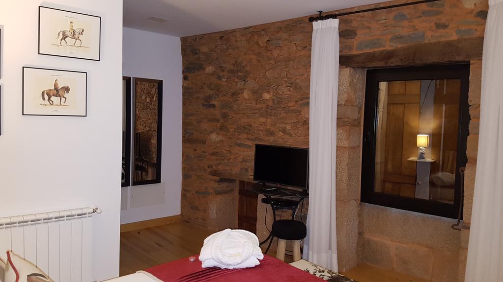 Casa De Baixo - Nature Hotel Alvoco das Várzeas Εξωτερικό φωτογραφία